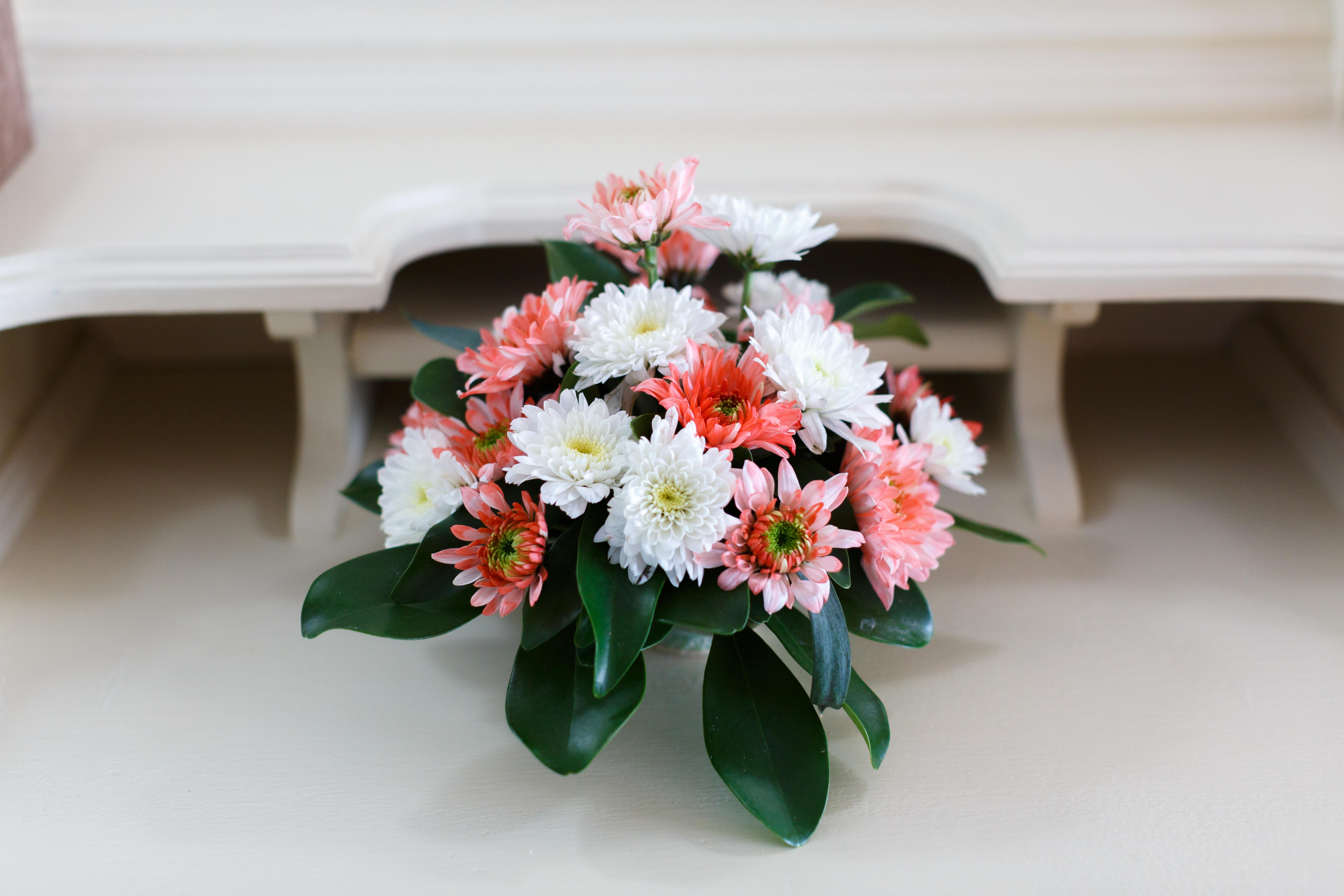 Namaka Resort Kamala מראה חיצוני תמונה A bouquet of flowers