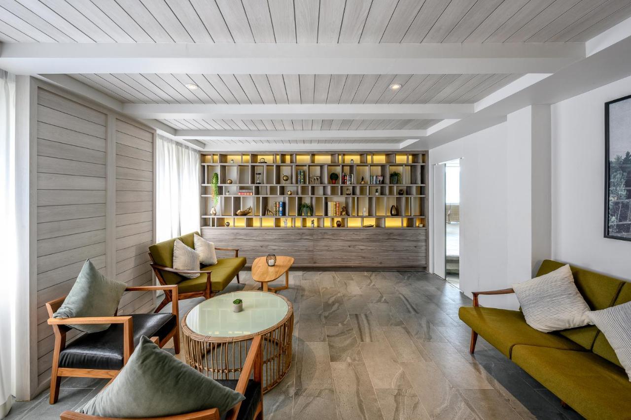 Namaka Resort Kamala מראה חיצוני תמונה The Library at The Standard East Village