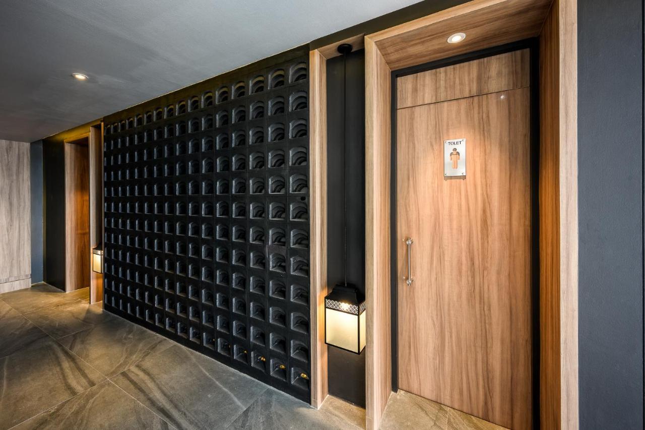 Namaka Resort Kamala מראה חיצוני תמונה Mailboxes in a condominium